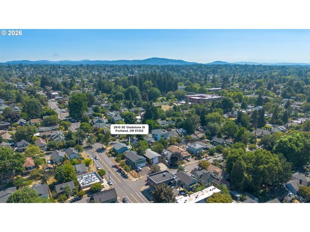2910 Se Gladstone St, Portland, OR 97202