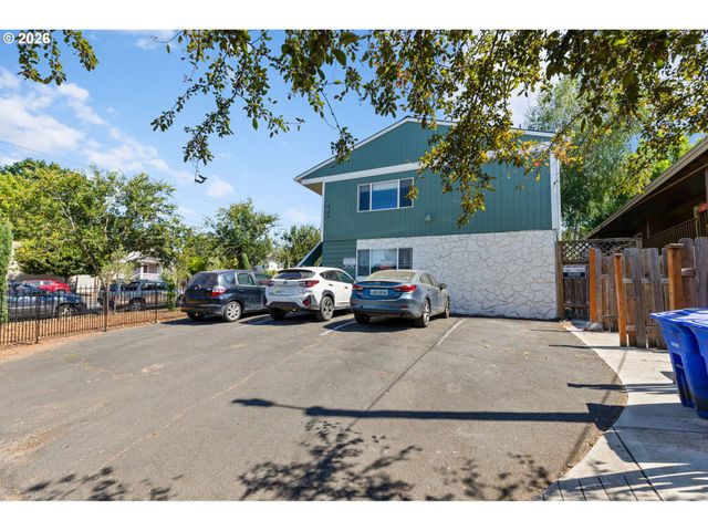 2910 Se Gladstone St, Portland, OR 97202