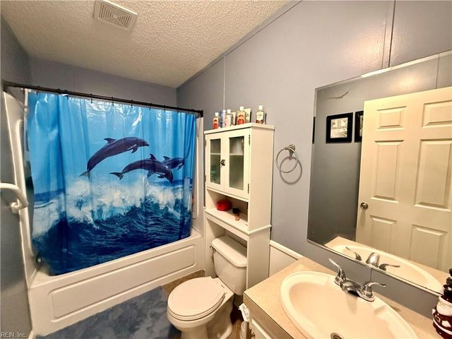 1256 Swallow DR, Virginia Beach, VA 23453