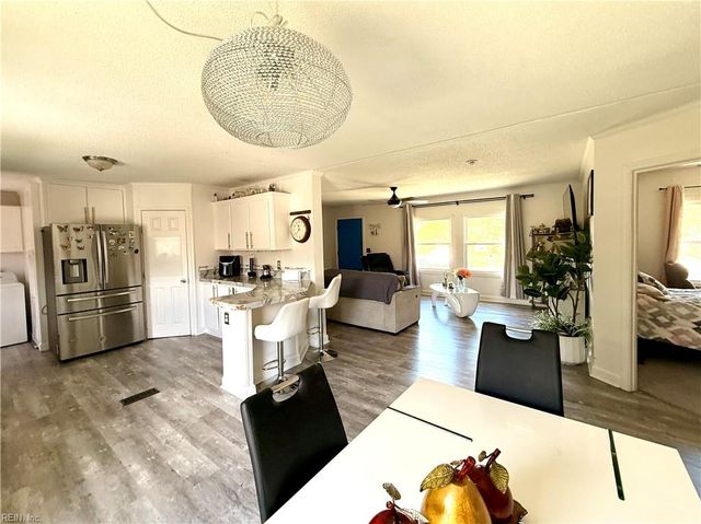 1256 Swallow DR, Virginia Beach, VA 23453