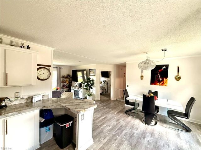 1256 Swallow DR, Virginia Beach, VA 23453