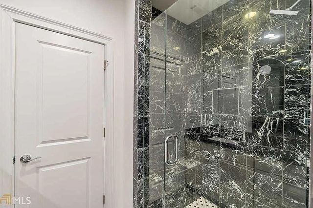 6661 Cadence Boulevard, Sandy Springs, GA 30328