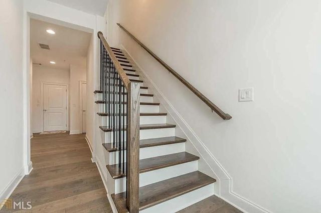 6661 Cadence Boulevard, Sandy Springs, GA 30328