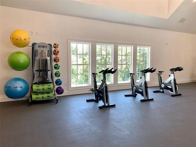 6661 Cadence Boulevard, Sandy Springs, GA 30328