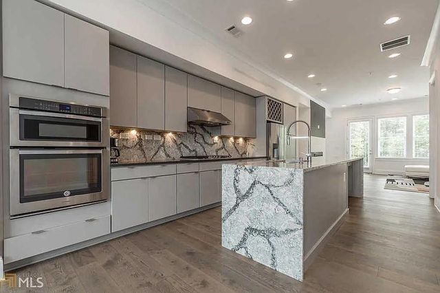 6661 Cadence Boulevard, Sandy Springs, GA 30328