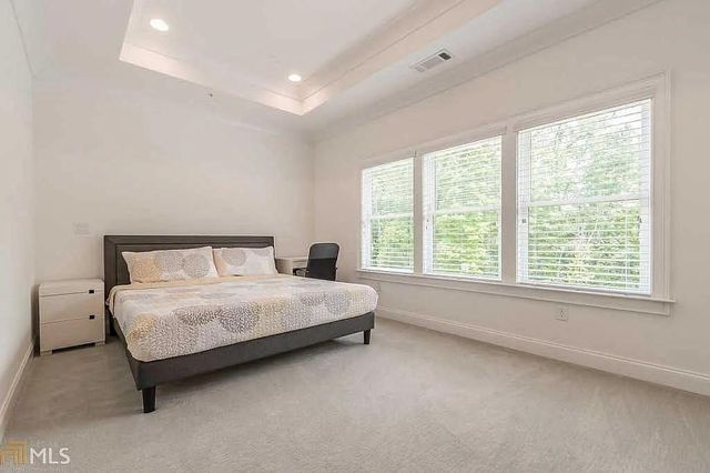 6661 Cadence Boulevard, Sandy Springs, GA 30328