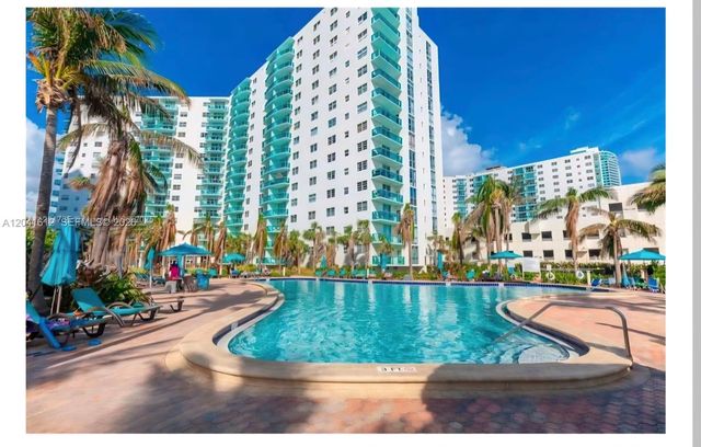 3901 S Ocean Dr 8T, Hollywood, FL 33019