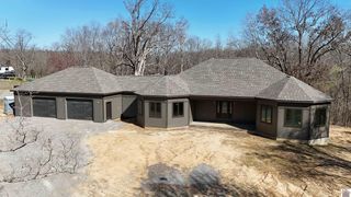 2169 Chestnut Oak Road, Kuttawa, KY 42055