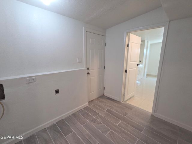 331 CARNIVAL Drive, El Paso, TX 79912