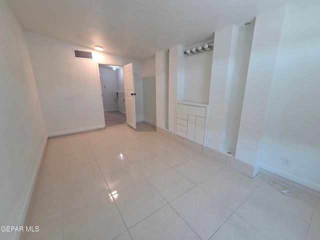 331 CARNIVAL Drive, El Paso, TX 79912