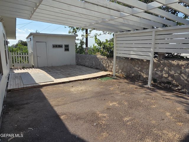 331 CARNIVAL Drive, El Paso, TX 79912