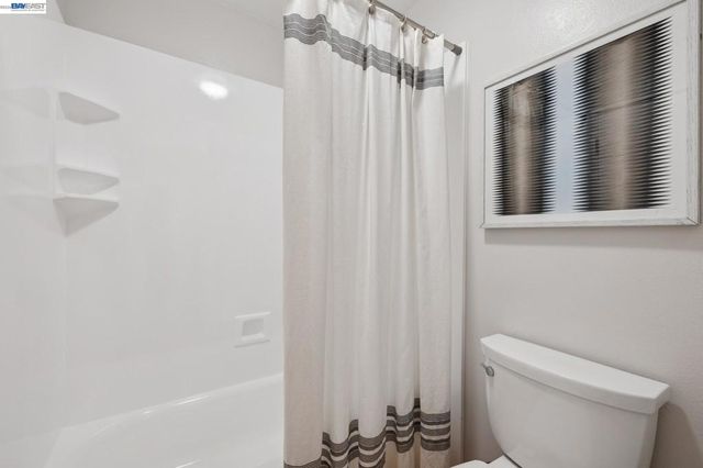 1129 Island Drive, Alameda, CA 94502