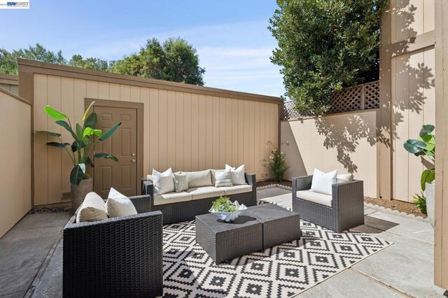 1129 Island Drive, Alameda, CA 94502