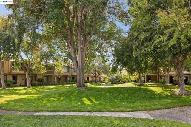 1129 Island Drive, Alameda, CA 94502
