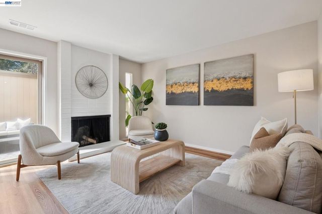 1129 Island Drive, Alameda, CA 94502