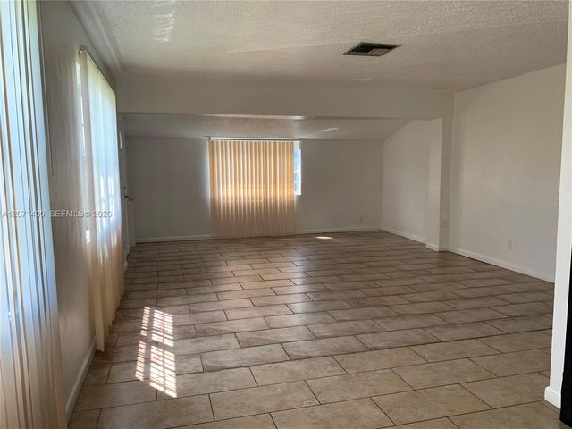 4501 SW 25th Street 0, West Park, FL 33023