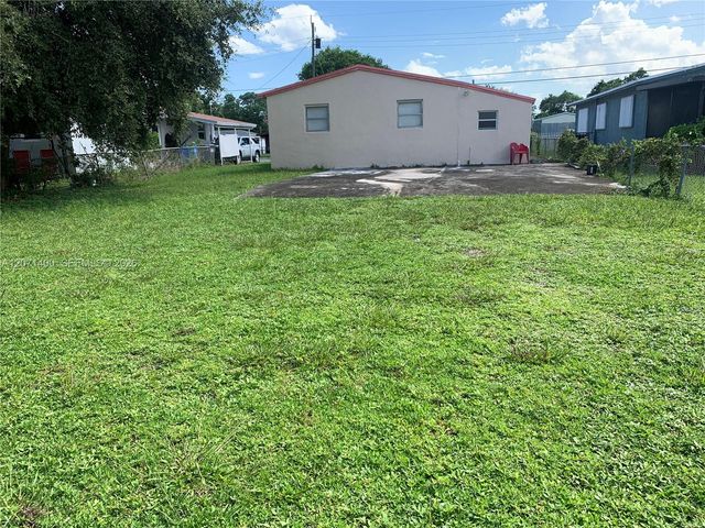 4501 SW 25th Street 0, West Park, FL 33023