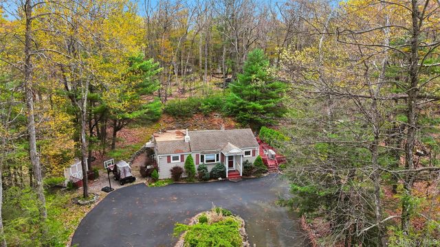 136 N Shore Drive, Wurtsboro, NY 12790