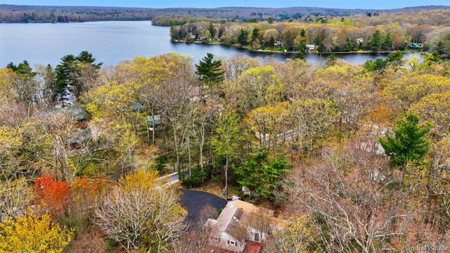 136 N Shore Drive, Wurtsboro, NY 12790