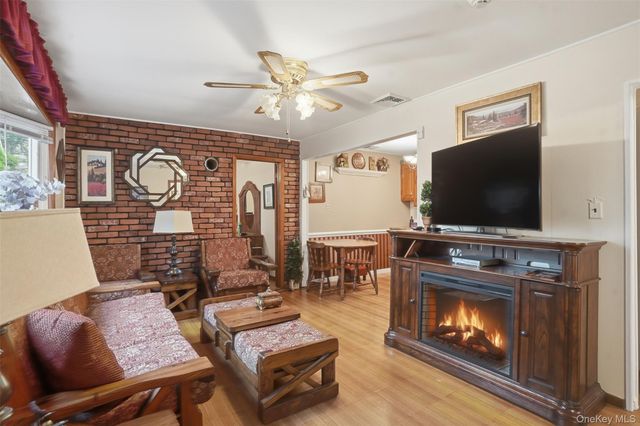 136 N Shore Drive, Wurtsboro, NY 12790