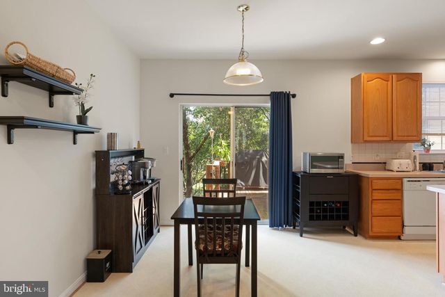 8736 PHIPPS FARM WAY, Manassas, VA 20109