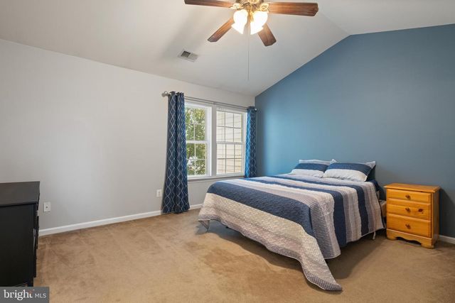 8736 PHIPPS FARM WAY, Manassas, VA 20109