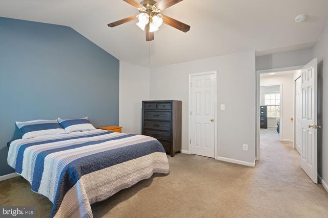 8736 PHIPPS FARM WAY, Manassas, VA 20109