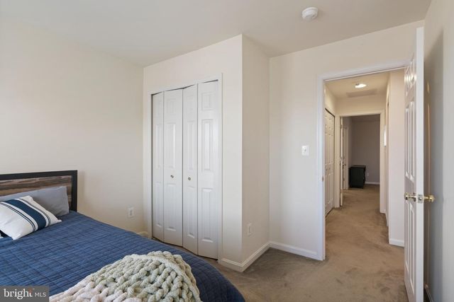 8736 PHIPPS FARM WAY, Manassas, VA 20109