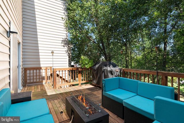 8736 PHIPPS FARM WAY, Manassas, VA 20109