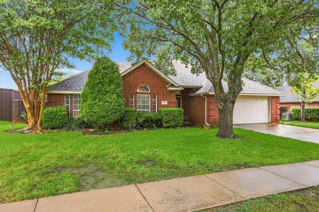 1635 Alexis Street, Midlothian, TX 76065