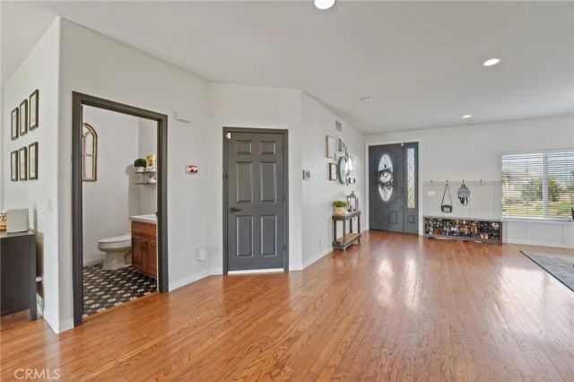 14289 Meadowlands Drive, Riverside, CA 92503