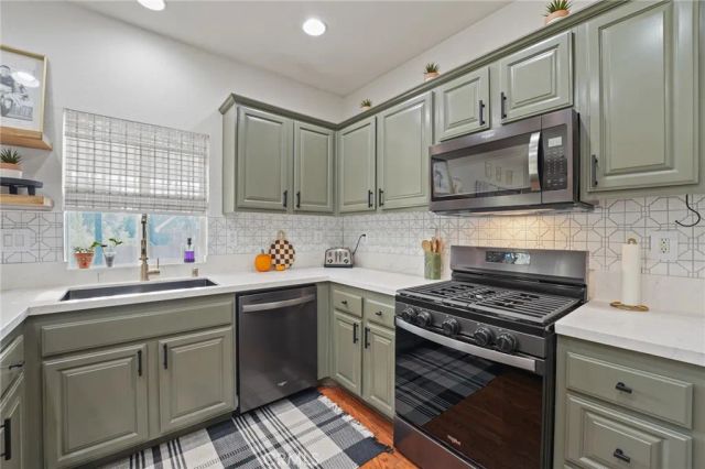 14289 Meadowlands Drive, Riverside, CA 92503