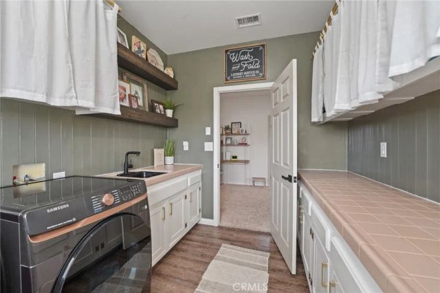 14289 Meadowlands Drive, Riverside, CA 92503