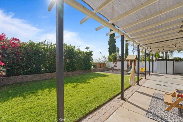 14289 Meadowlands Drive, Riverside, CA 92503