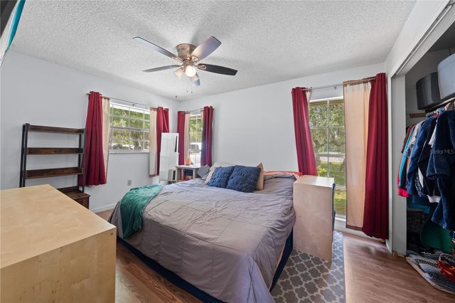 6570 BAY SHORE DRIVE, St Cloud, FL 34771