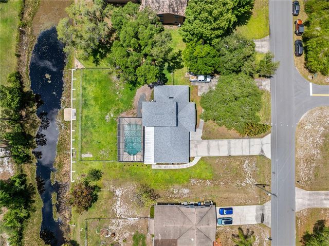 6570 BAY SHORE DRIVE, St Cloud, FL 34771