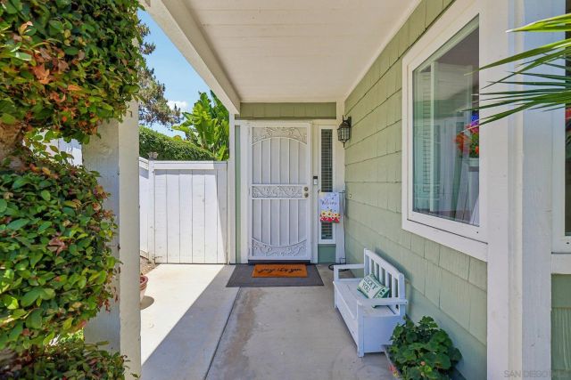 960 Concord Ct., Vista, CA 92081