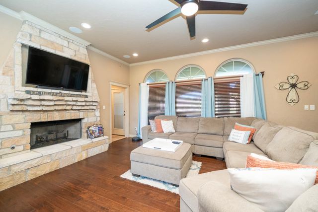 111 Winifreds Way, Hallsville, TX 75650