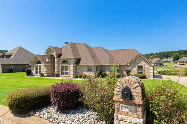 111 Winifreds Way, Hallsville, TX 75650