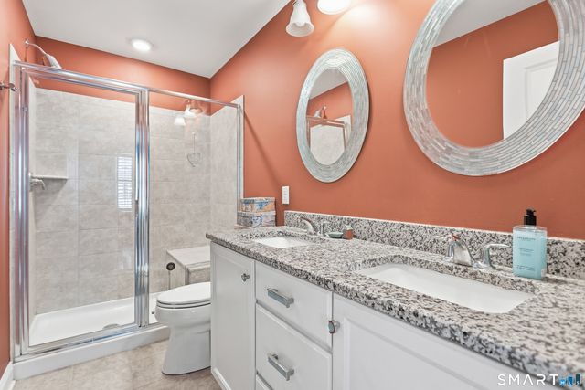 23 Putnam Lane 23, Danbury, CT 06810