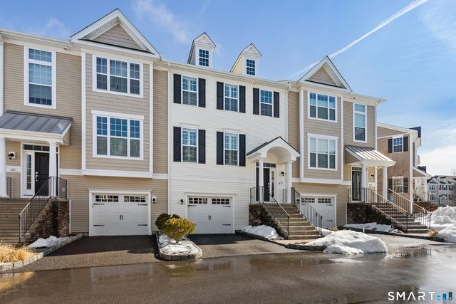 23 Putnam Lane 23, Danbury, CT 06810