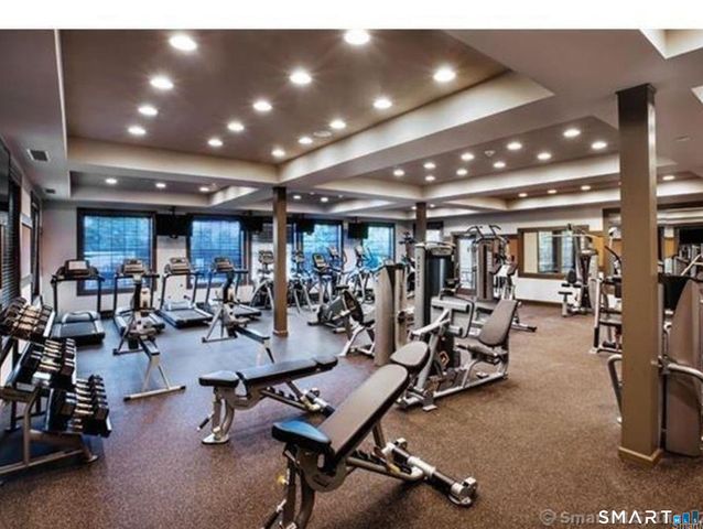 23 Putnam Lane 23, Danbury, CT 06810