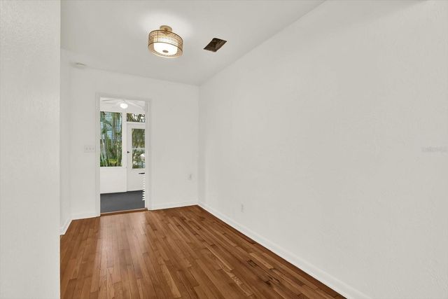 109 12TH AVENUE N, St Petersburg, FL 33701