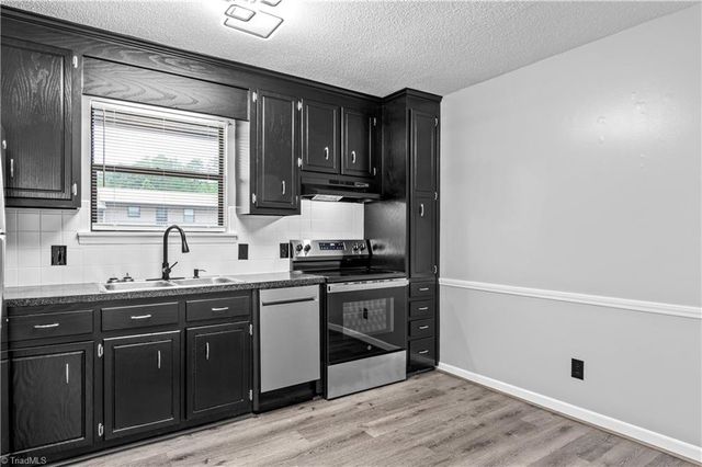 150 Vista Circle D, Winston-salem, NC 27106