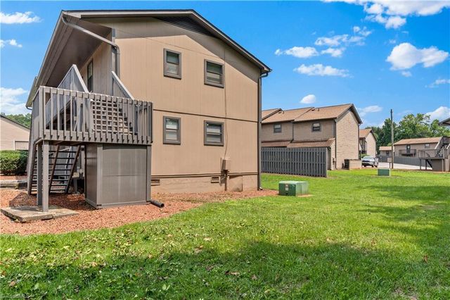 150 Vista Circle D, Winston-salem, NC 27106