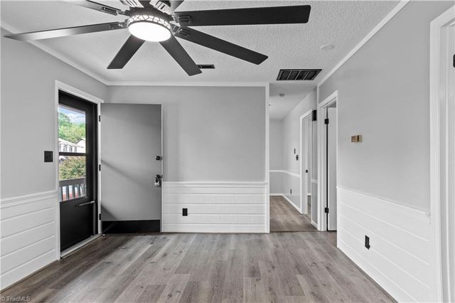 150 Vista Circle D, Winston-salem, NC 27106