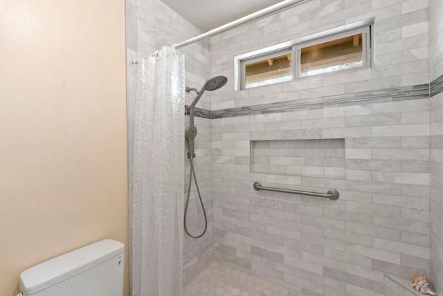 1099 Nugent Court, El Cajon, CA 92020