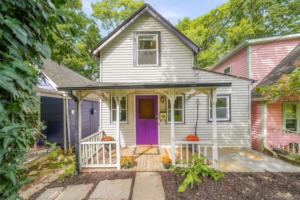 30 Campwoods Grounds, Ossining, NY 10562 — exterior