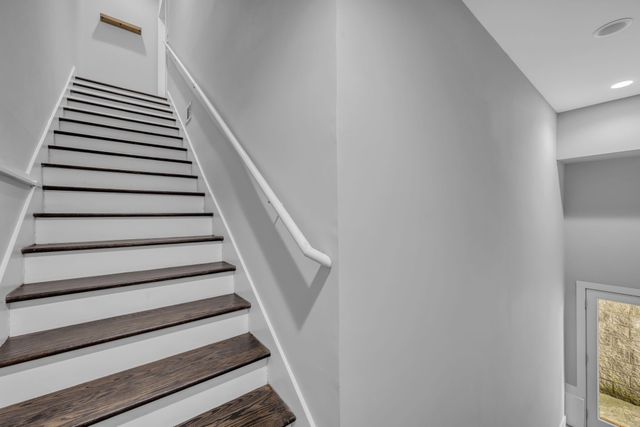 1512A Boscobel St, Nashville, TN 37206