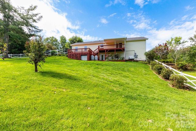 73 Ridge Brook Drive, Weaverville, NC 28787